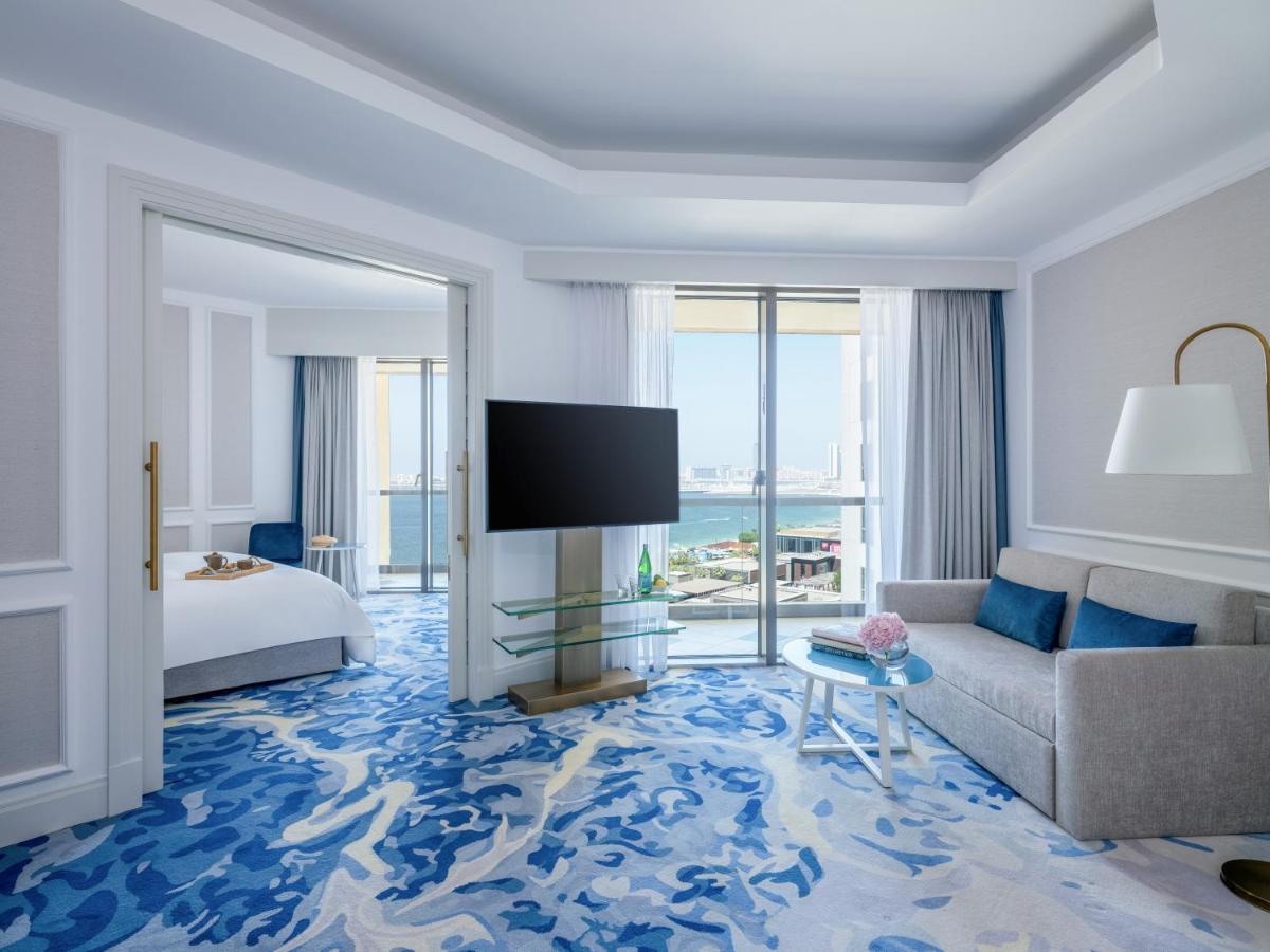 Sofitel Dubai Jumeirah Beach Esterno foto A room at Jumeirah Jumeirah
