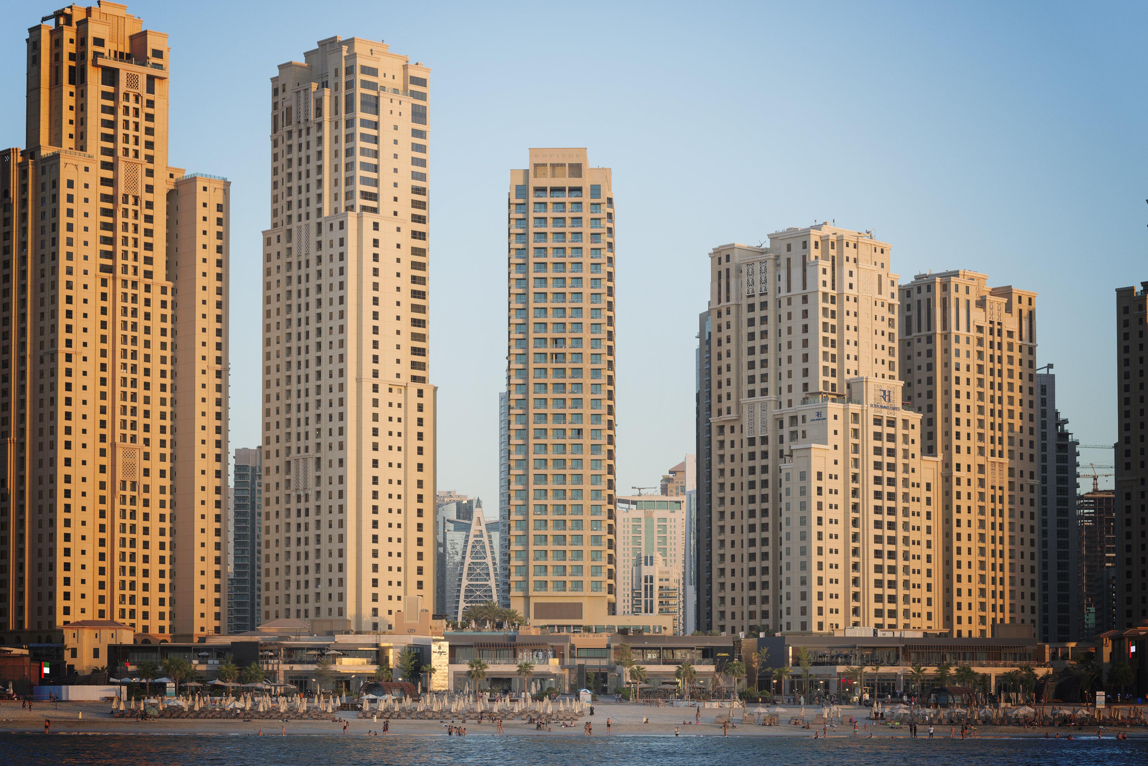 Sofitel Dubai Jumeirah Beach Esterno foto Dubai Marina Towers