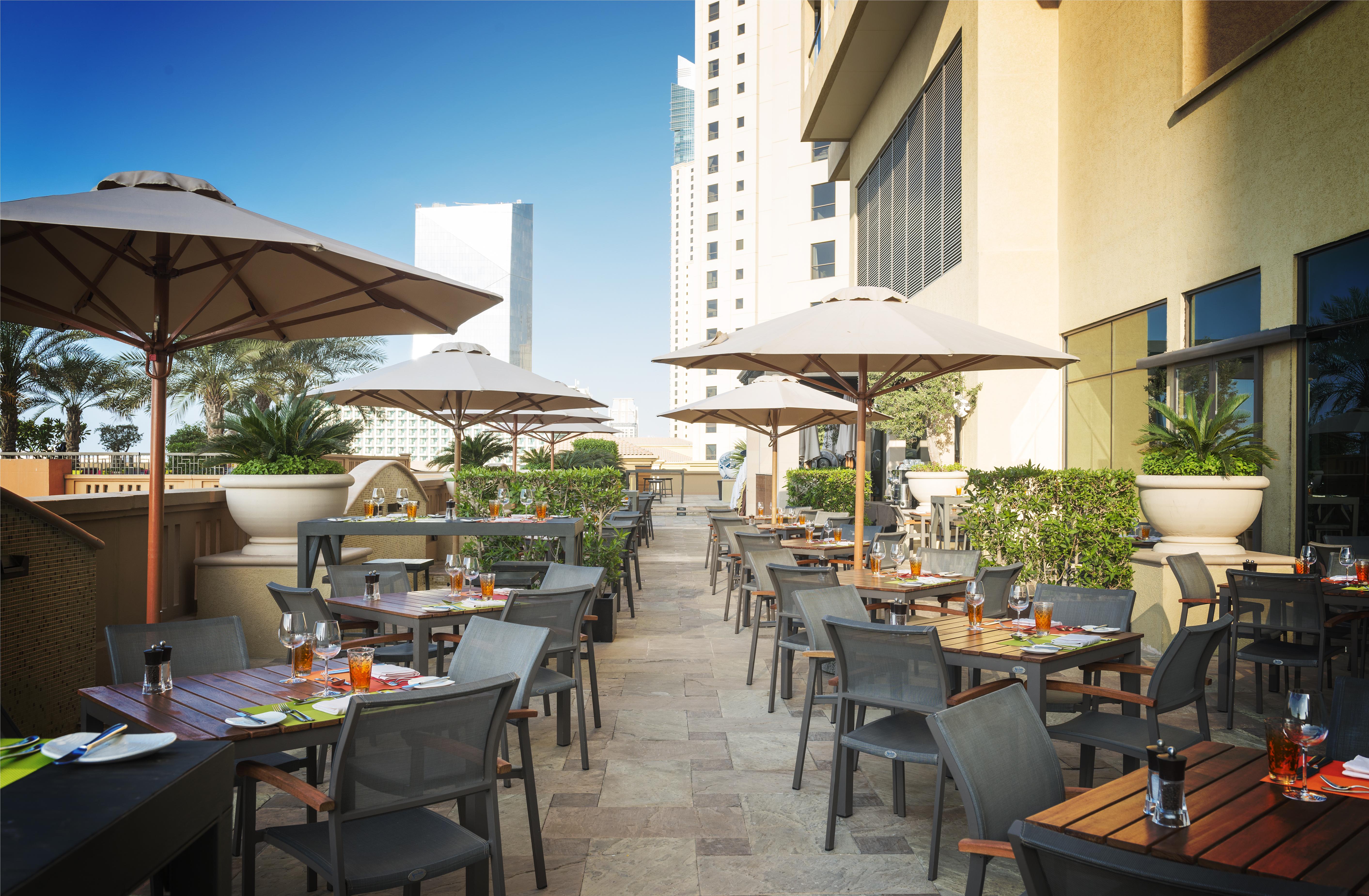 Sofitel Dubai Jumeirah Beach Esterno foto The Sky Deck