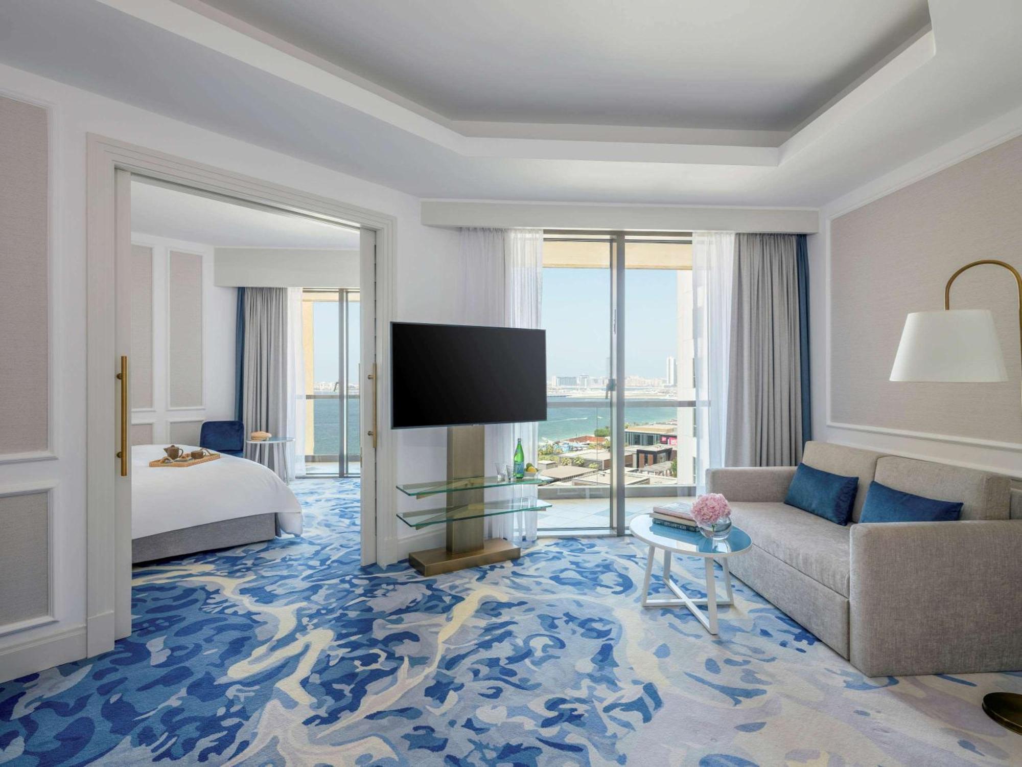 Sofitel Dubai Jumeirah Beach Esterno foto A room at Jumeirah Jumeirah